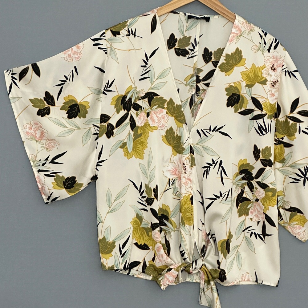 Aakaa Womens Top M Ivory Floral Relaxed Kimono Sleeve Tie Boho Tropical Resort